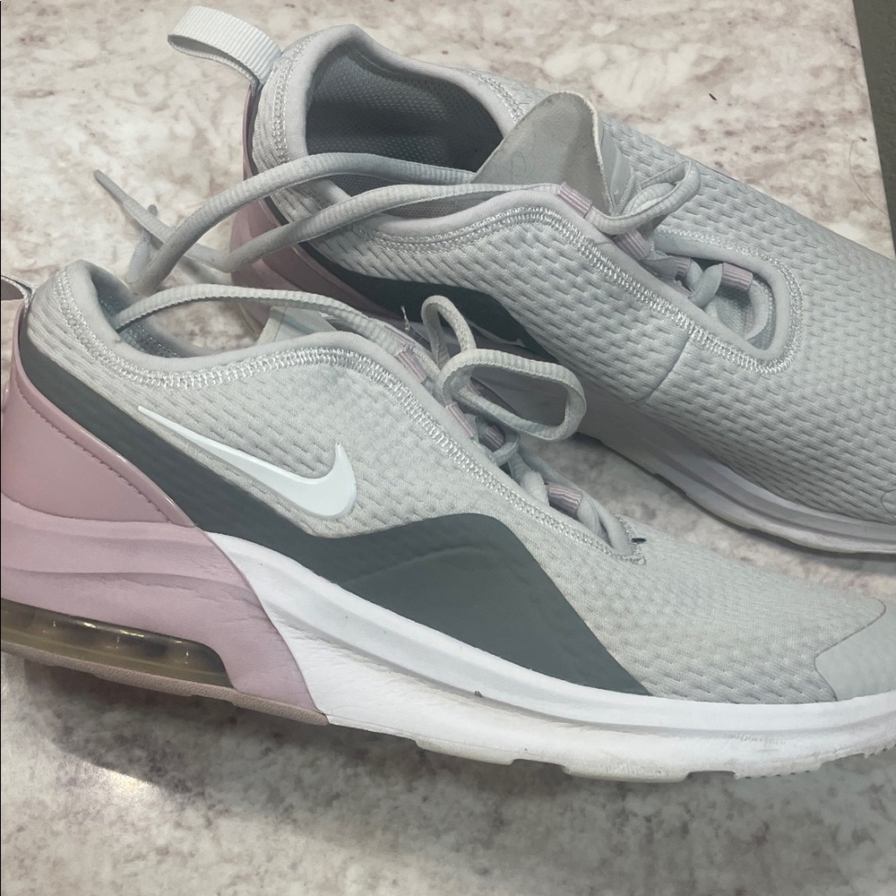 Nike Women's Gray and Pink Sneakers